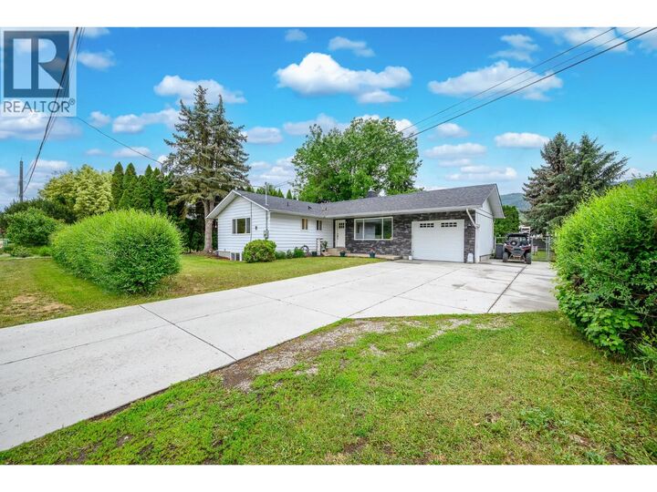 Property Photo: 6596 Lavington Way BC V1B 3G5