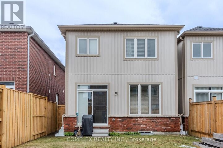 Property Photo:  9 Barfoot Street  ON L9Y 3Y7 