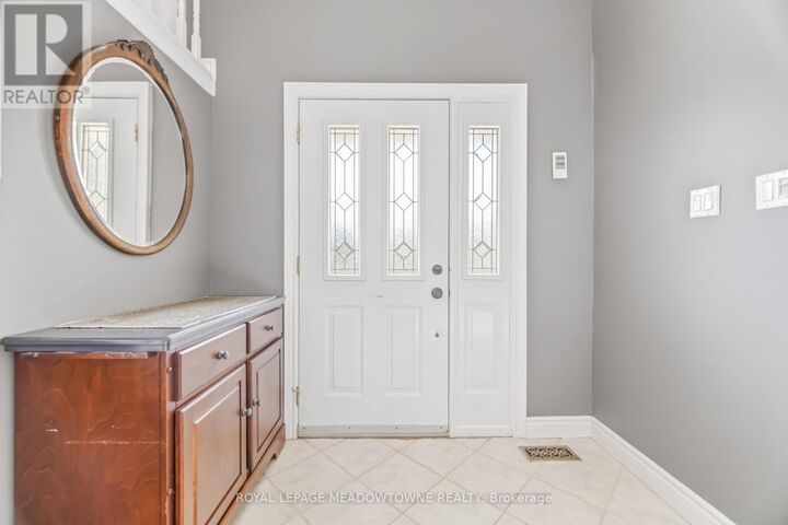 Property Photo:  38 McKillop Court  ON L6Y 3J2 