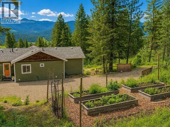 Property Photo:  189 Rylin Road  BC V0E 2G1 