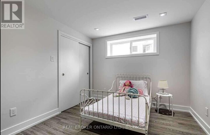 Property Photo: 25 Newlin Crescent Lower ON M3L 1X5
