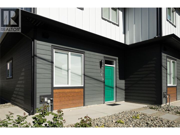 Property Photo:  159 Chestnut Avenue  BC V2B 1L3 