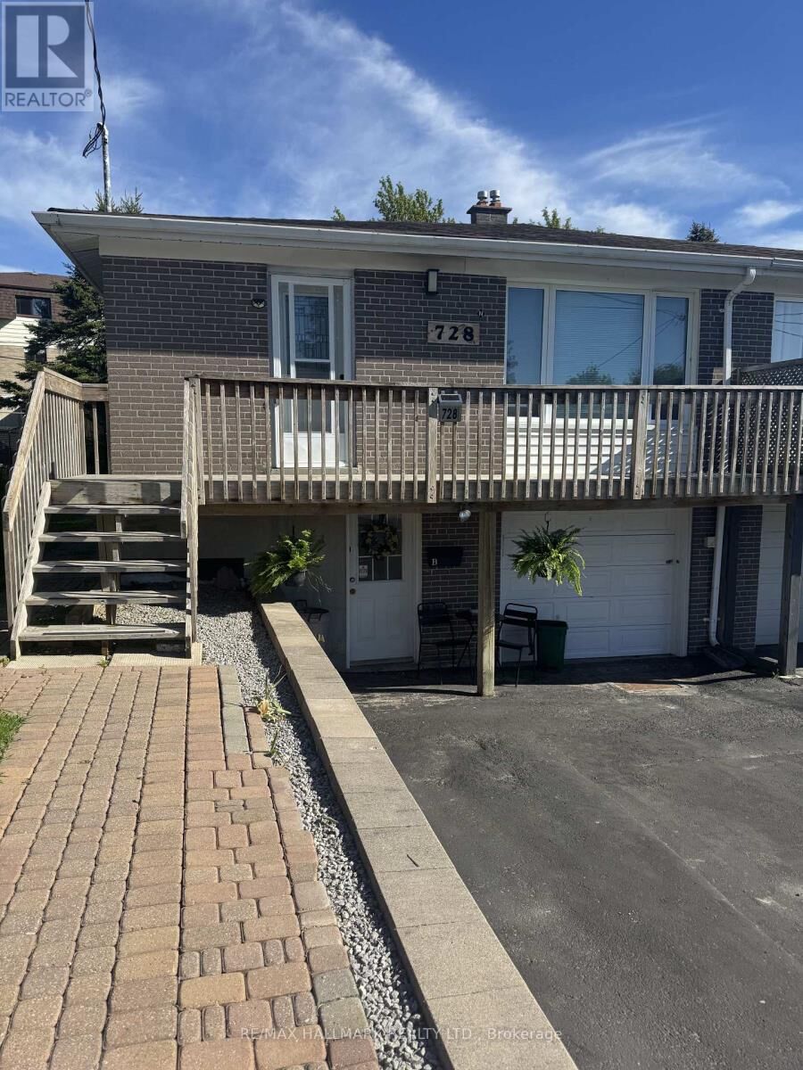 Property Photo:  728 Sunnypoint Drive  ON L3Y 2Z8 