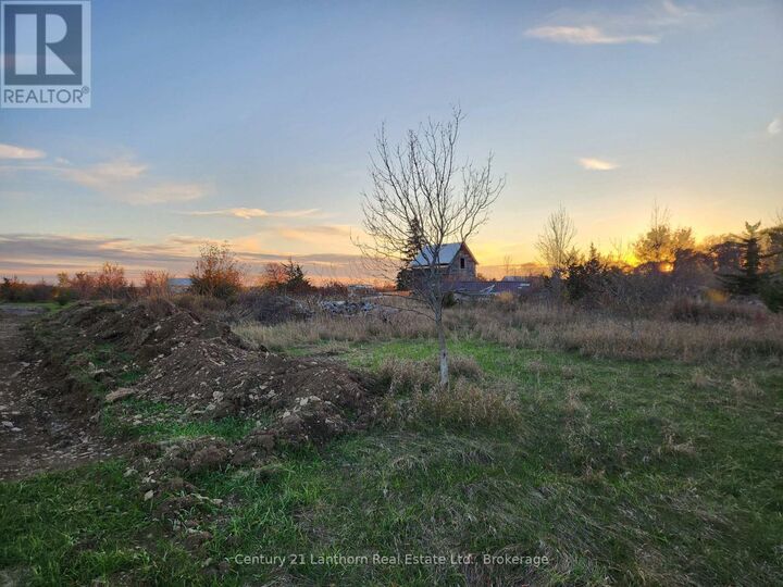 Property Photo:  2010 County Road 1 Road  ON K0K 1G0 
