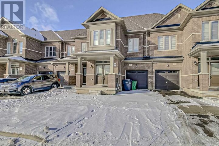 Property Photo:  88 Adventura Road  ON L4A 5A7 