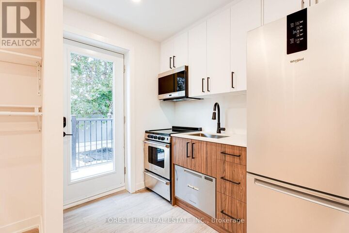 Property Photo:  50 William Cragg Drive B  ON M3M 1V1 