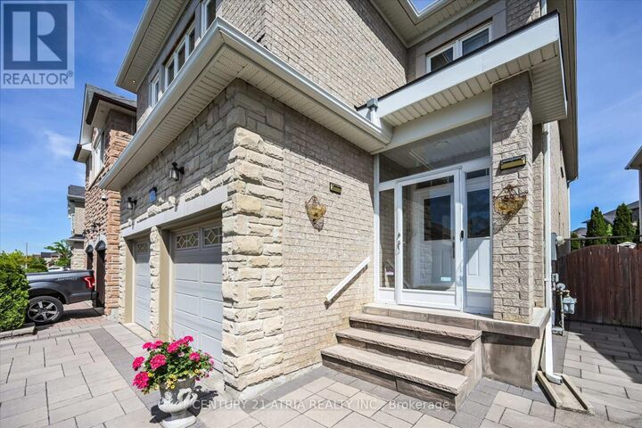 Property Photo:  119 Martini Drive  ON L4S 2V5 
