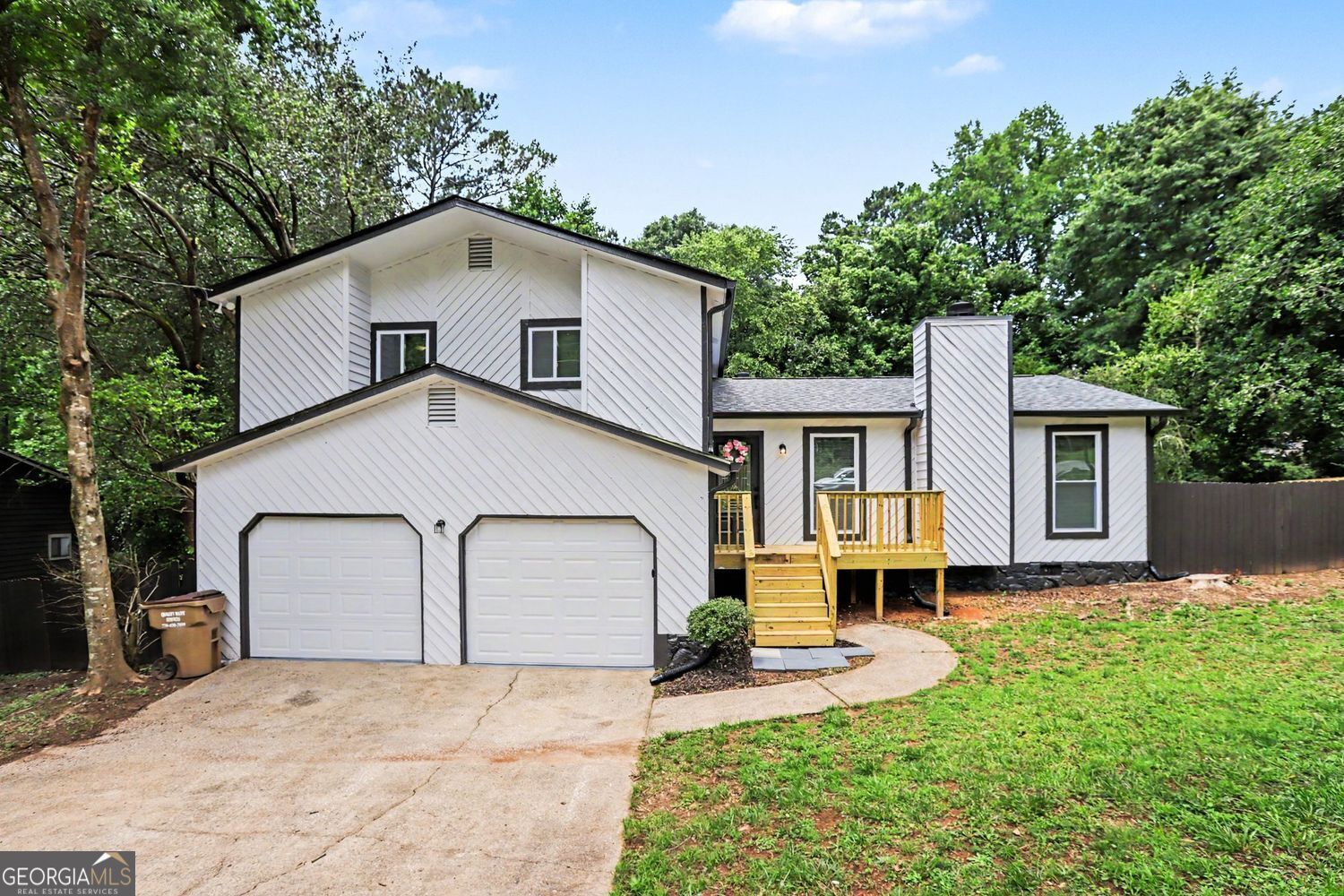 Property Photo:  3415 Sheree Trail SW  GA 30087 
