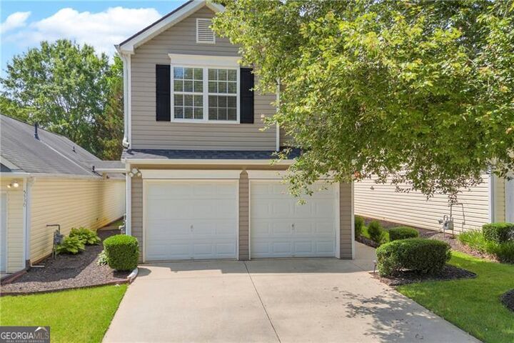 Property Photo: 5520 Mountain Top Place GA 30041