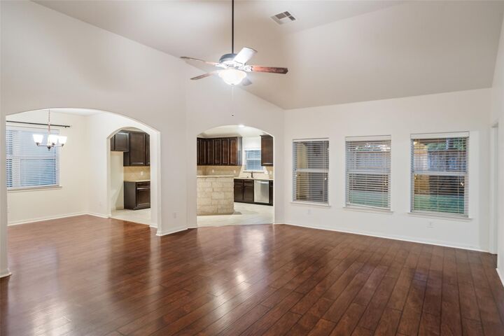 Property Photo:  961 Wannan Lane  TX 77301 