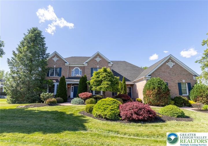 Property Photo:  4508 Homestead Drive  PA 18064 