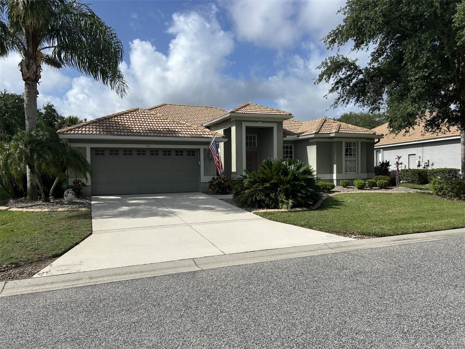 Property Photo: 6171 Palomino Circle FL 34201