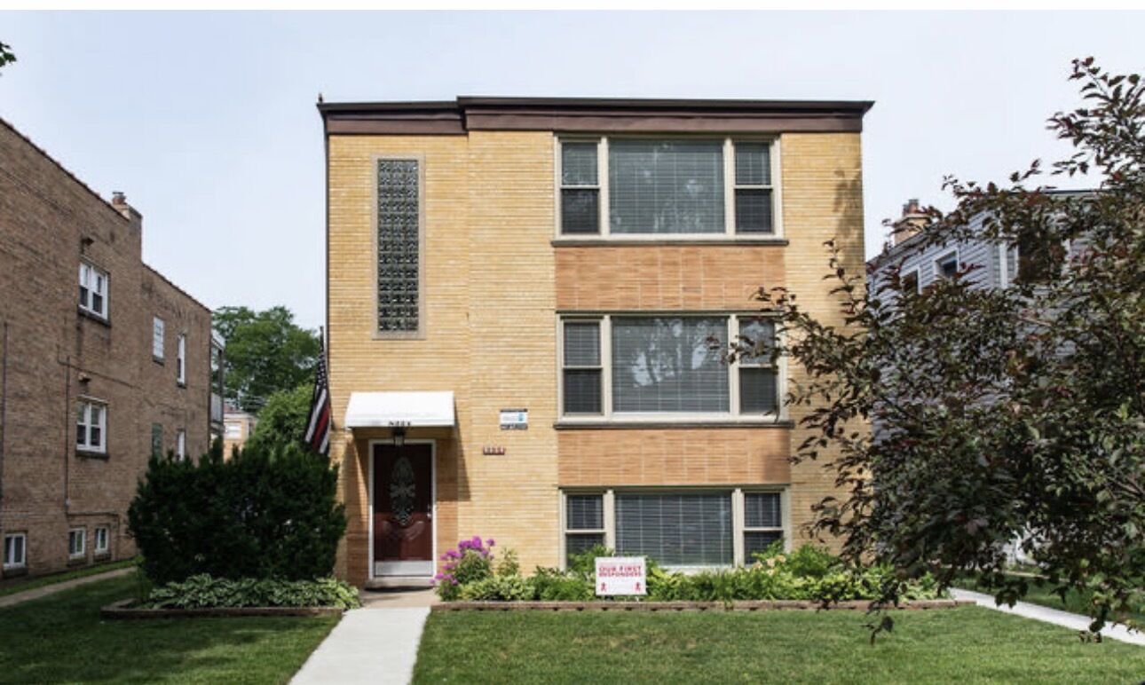 Property Photo: 8224 Knox Avenue 2 IL 60076