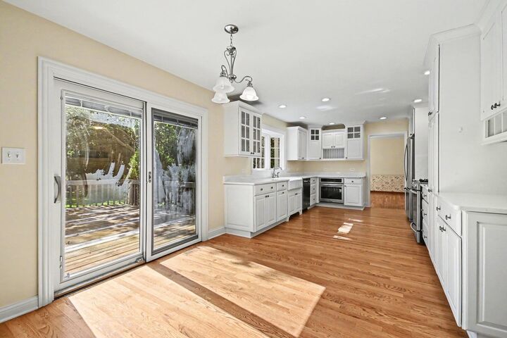 Property Photo:  7221 Webster Street  IL 60516 