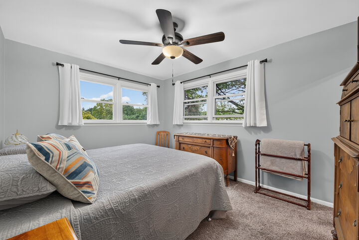 Property Photo:  517 W North Street  IL 60143 