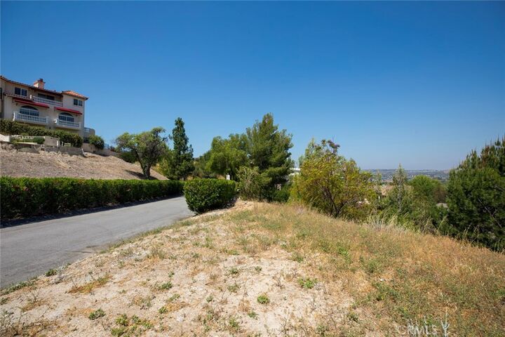 Property Photo: 23811 Bella Vista Dr CA 91321