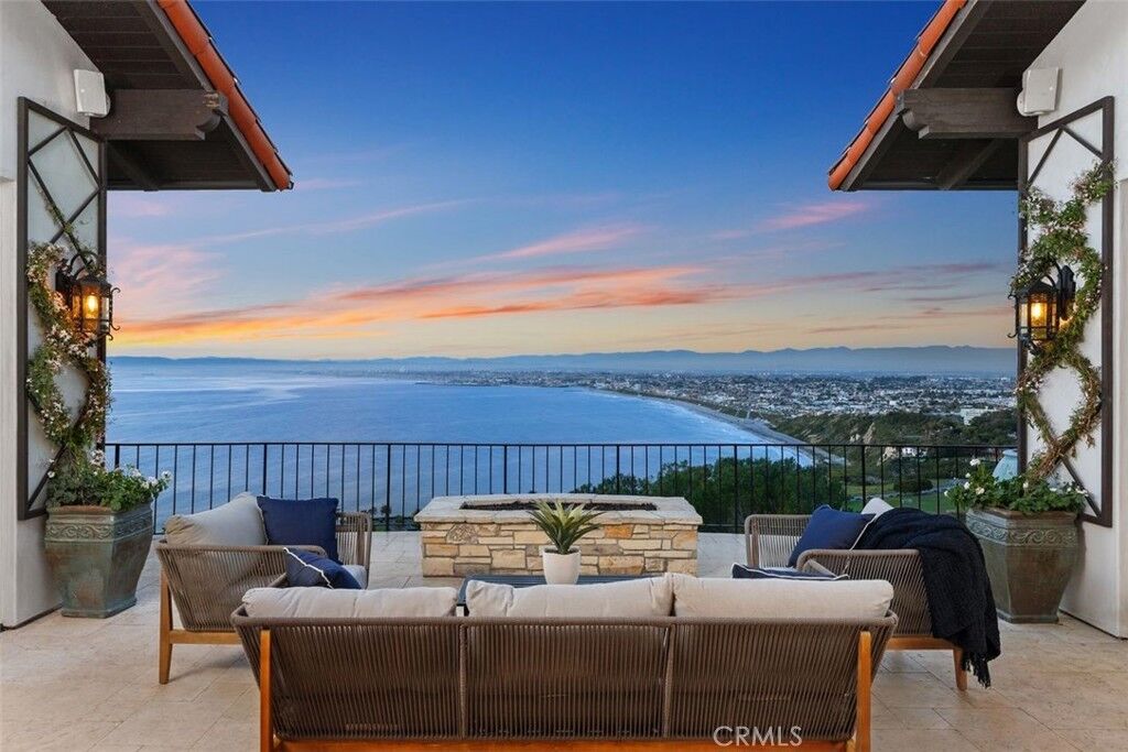 Property Photo:  1801 Via Arriba  CA 90274 