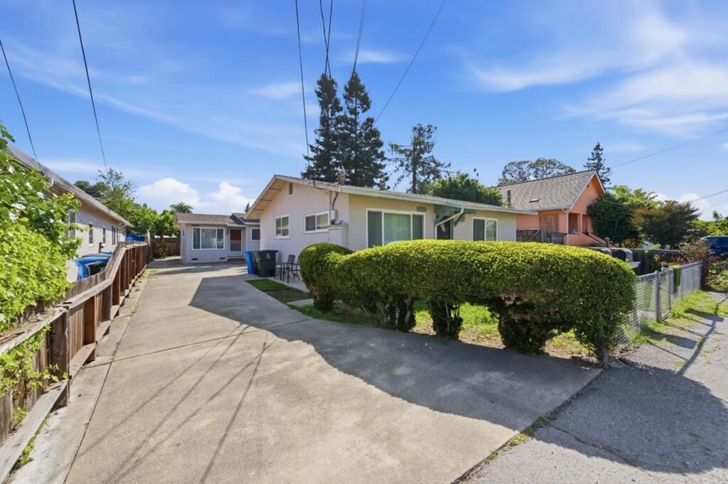 Property Photo:  114 Bonita Avenue  CA 94061 