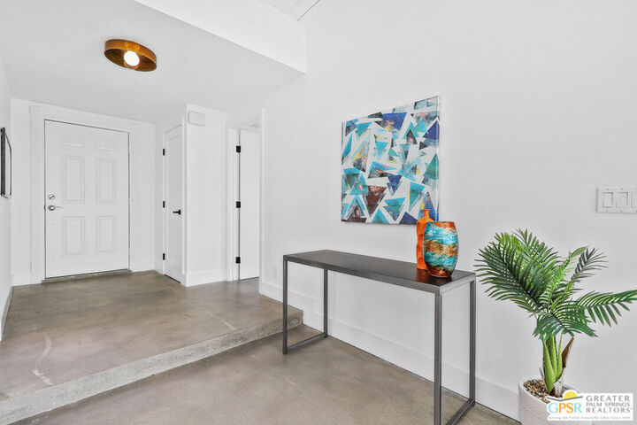 Property Photo:  2041 S Calle Palo Fierro  CA 92264 