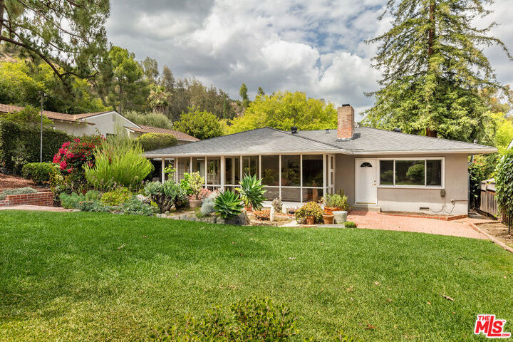 Property Photo:  1535 Scenic Drive  CA 91103 