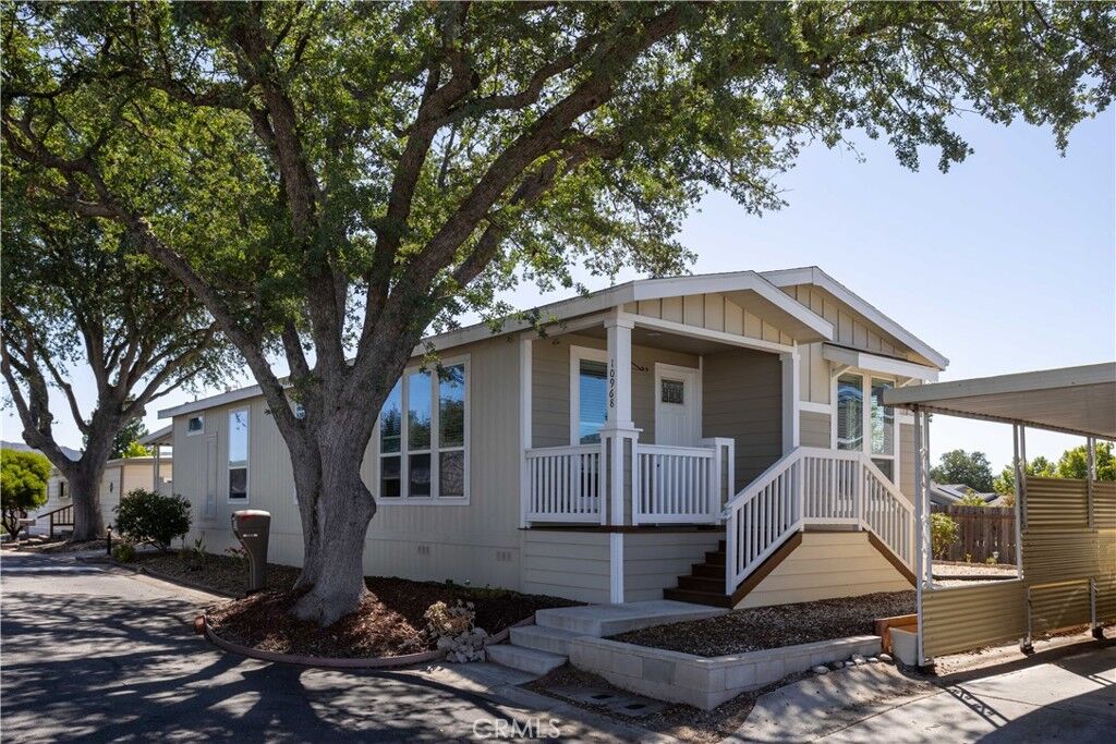 Property Photo: 10968 Las Casitas CA 93422