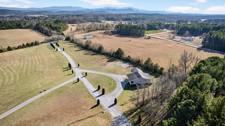 Property Photo:  229 Davis Lane  TN 37362 