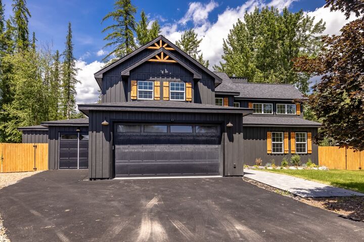 Property Photo:  84 Wedgewood Lane  MT 59937 