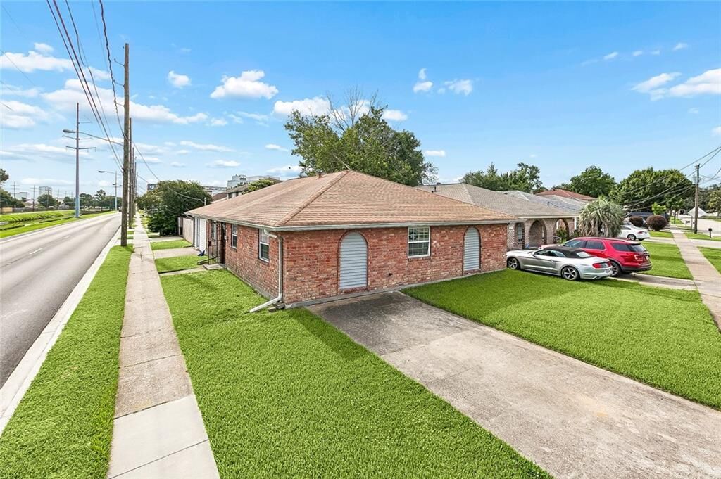 Property Photo:  4444 W Esplanade Avenue  LA 70006 