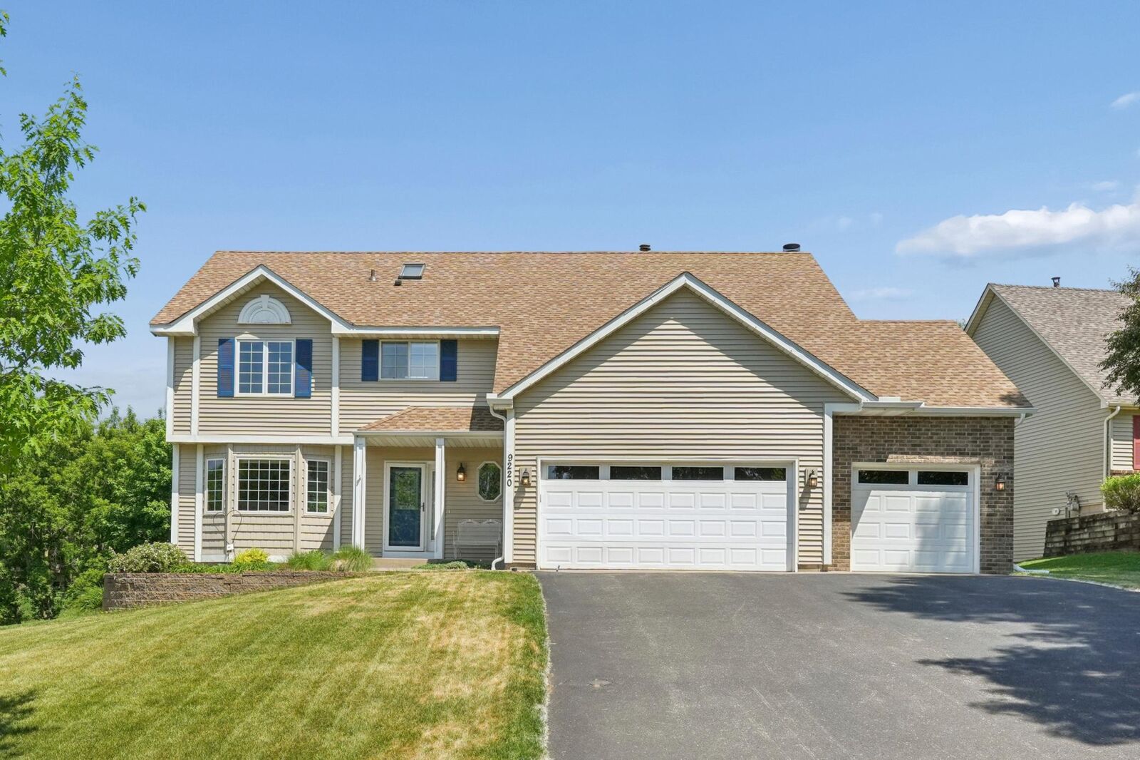 Property Photo:  9220 Hillside Trail S  MN 55016 