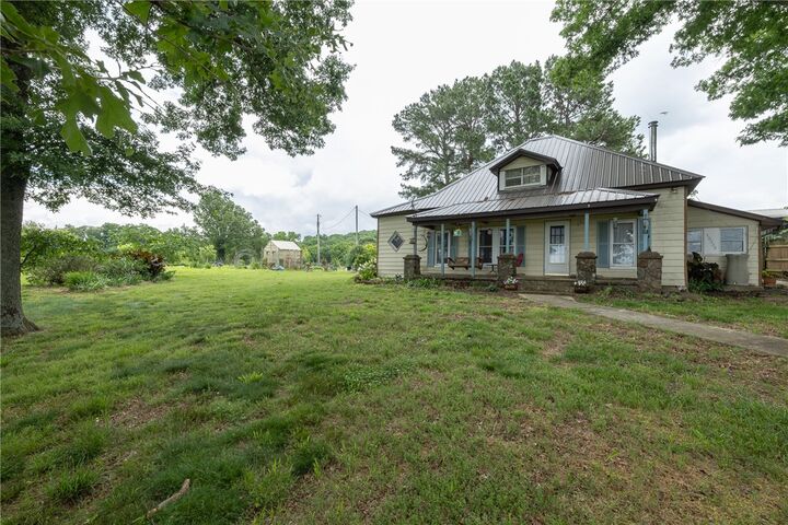 Property Photo:  15332 Tuttle Road  AR 72727 