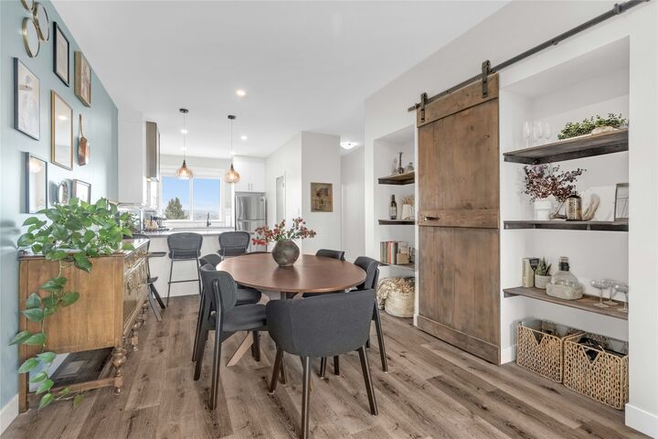 3405 16 Avenue 2 — photo 1