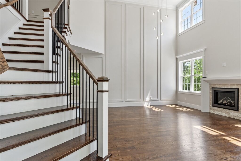 Property Photo:  86 High St  MA 01545 