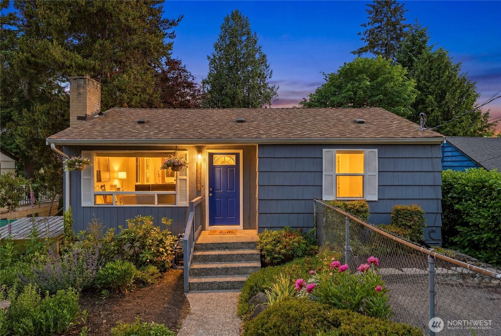 Property Photo:  15839  15th Avenue NE  WA 98155 