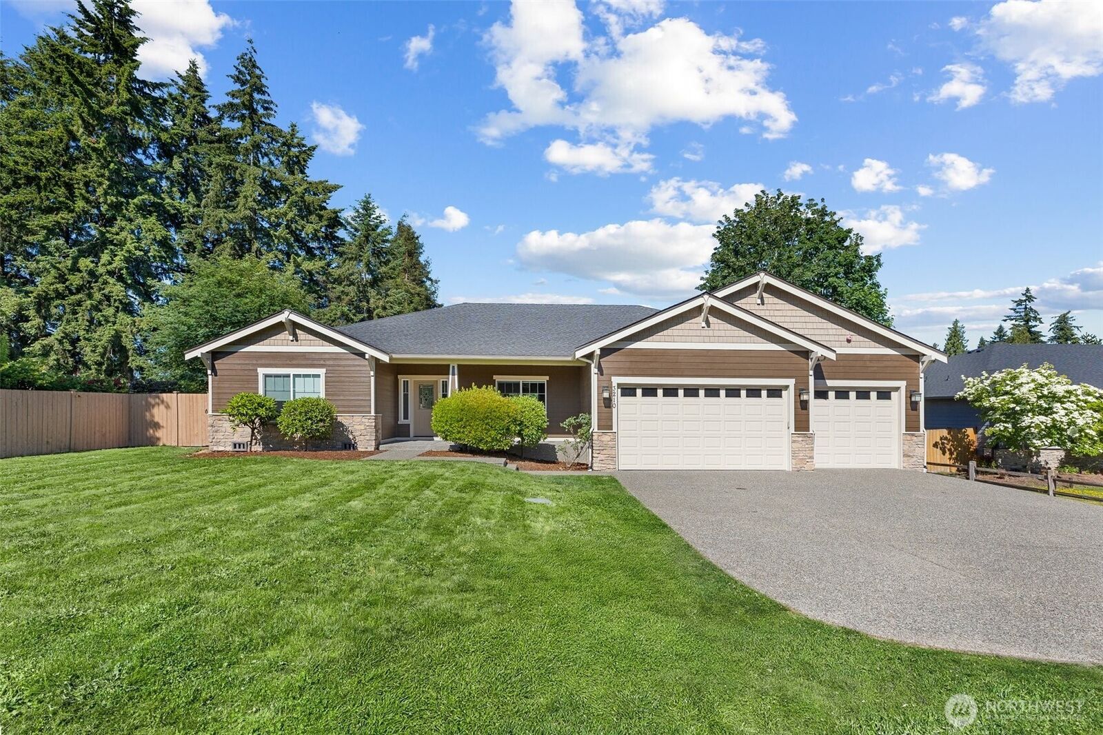 Property Photo:  3210  14th Street Pl SW  WA 98374 