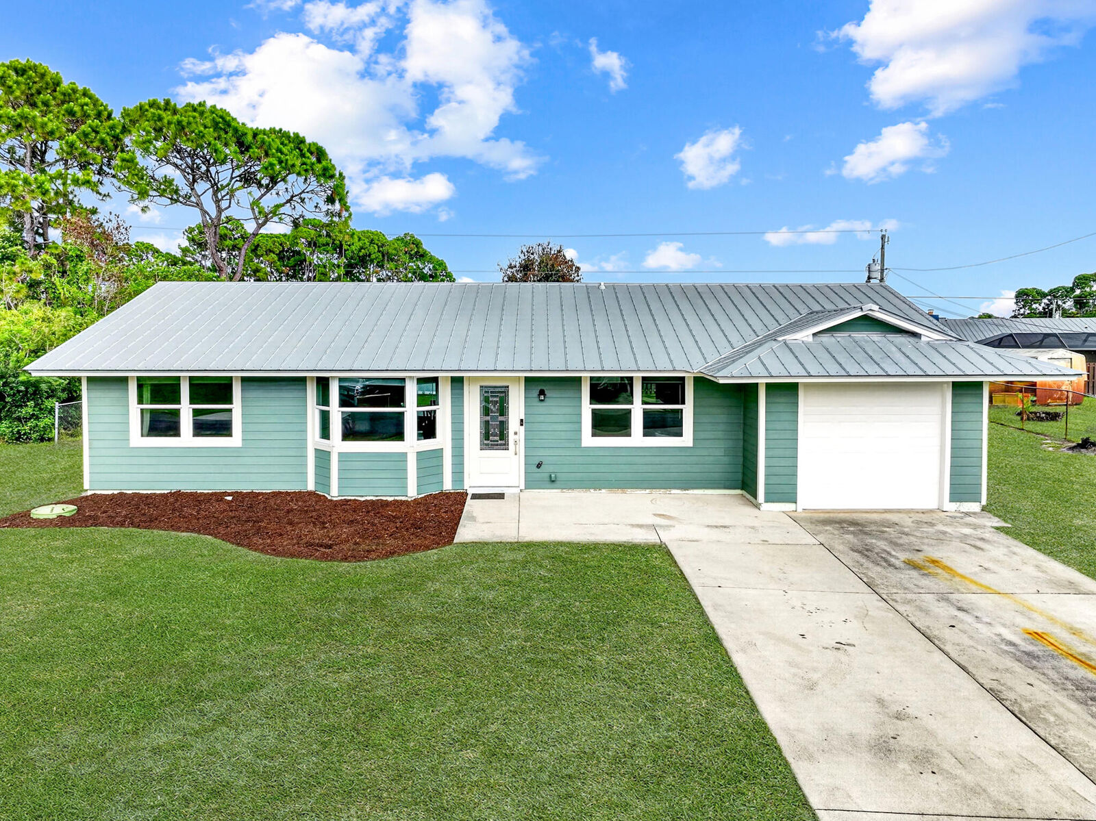 Property Photo:  2291 SW Franklin Street  FL 34953 