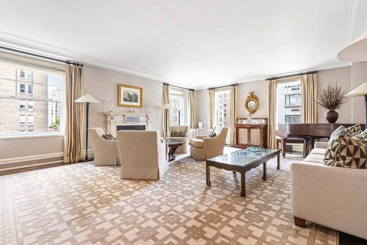 Property Photo:  791 Park Avenue 7A  NY 10021 