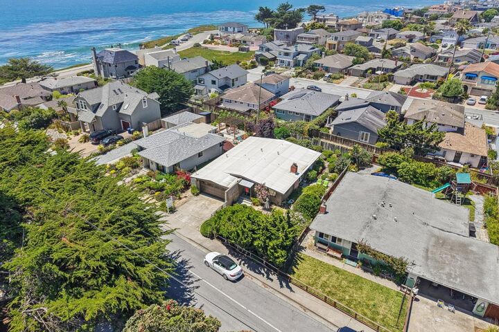 Property Photo:  127 Swift Street  CA 95060 