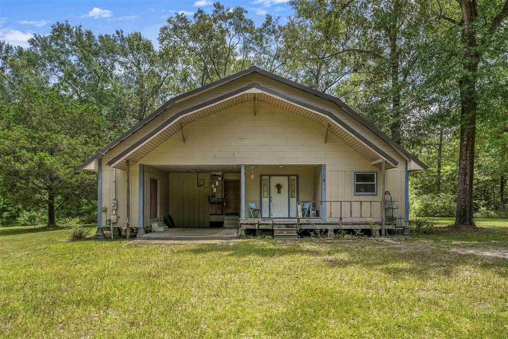 Property Photo:  1350 Ogese Courmier Road  LA 70668 