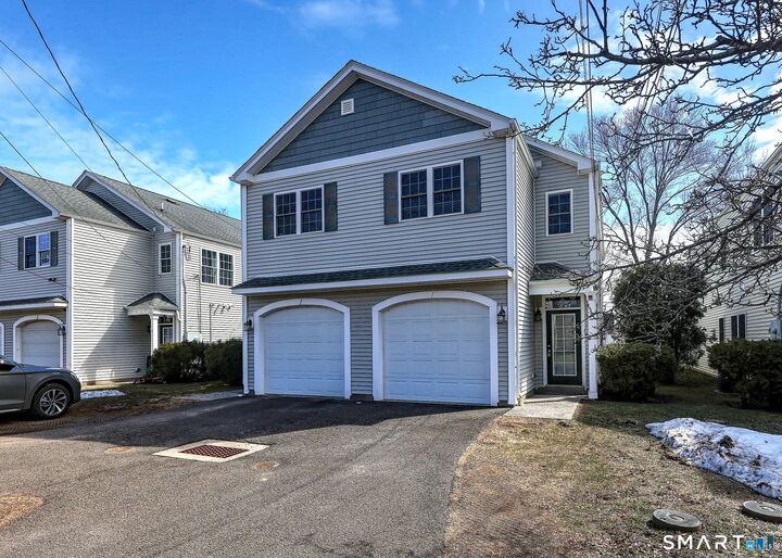 Property Photo:  10 Landin Street B  CT 06525 