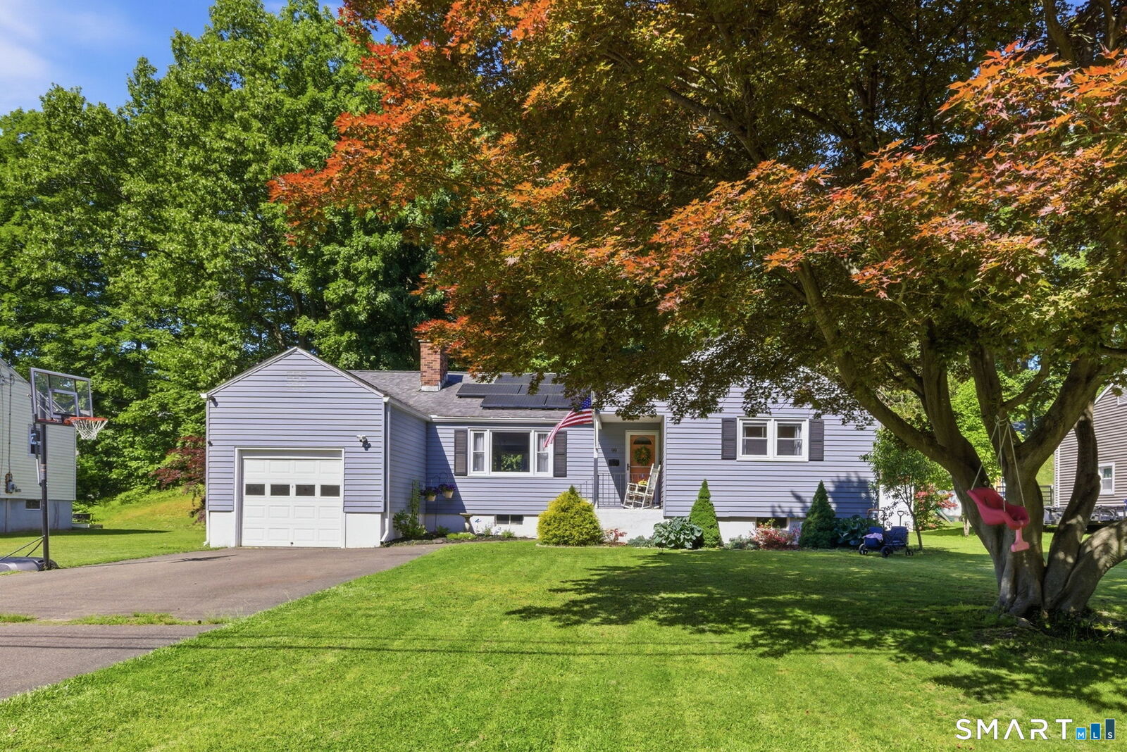 Property Photo:  99 Westlook Road  CT 06109 