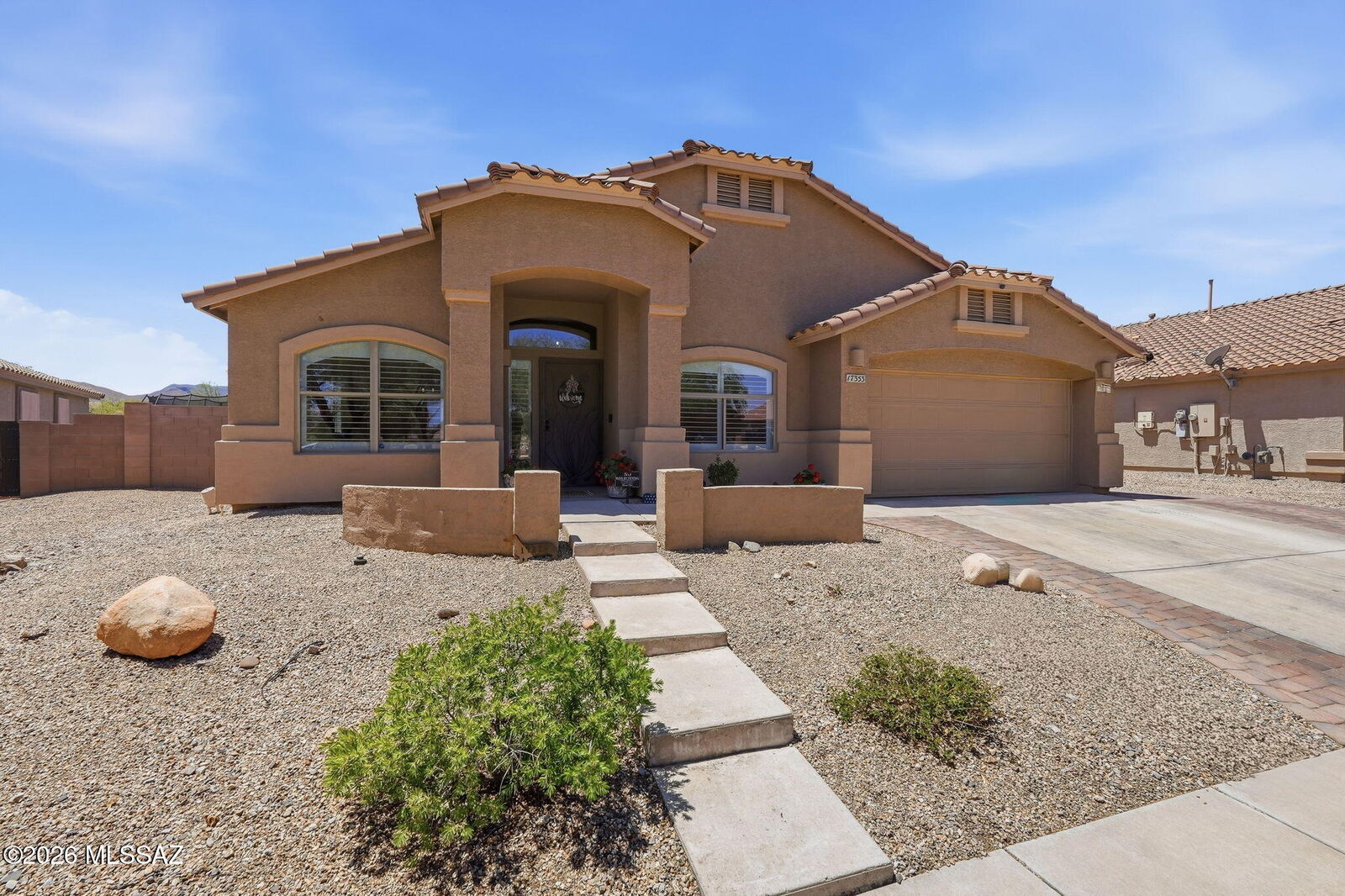 Property Photo:  17353 S Sienna Bluffs Trail  AZ 85641 
