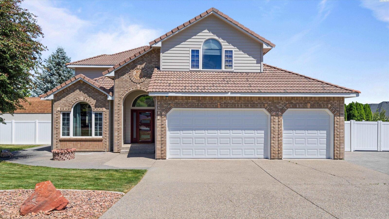 Property Photo:  3504 W 42nd  WA 99337 