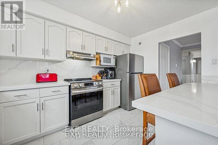 Property Photo: 93 Westwood Road 301 ON N1H 7J7
