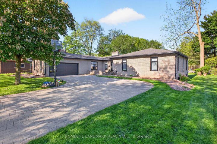 Property Photo: 7123 McMillan Drive ON L2G 2N1
