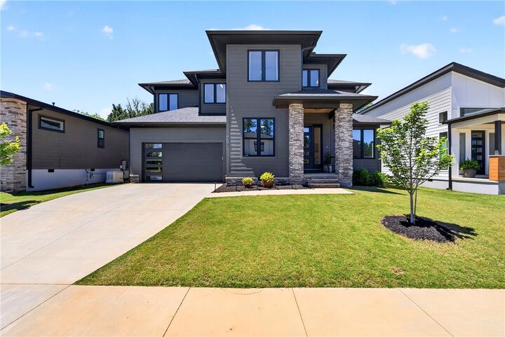 Property Photo: 20 Village Crest Drive SC 29607