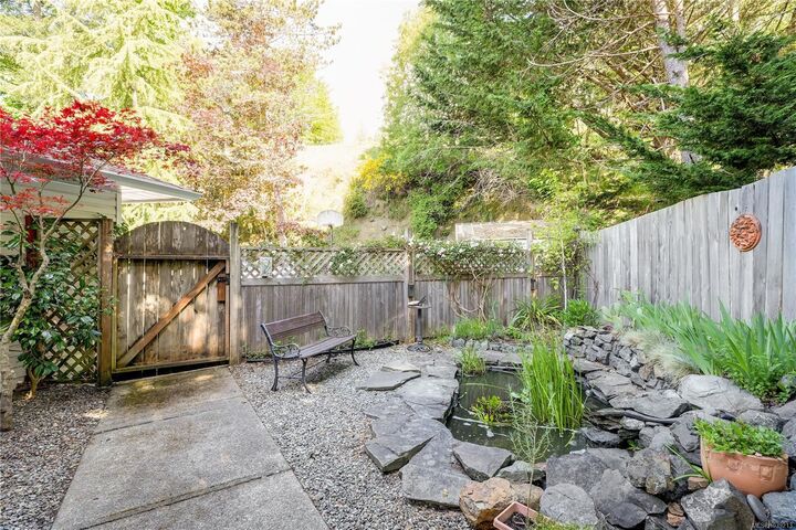 Property Photo:  2056 Gladys Pl  BC V9Z 0E6 