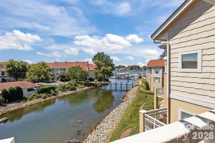 Property Photo: 18009 Kings Point Drive I NC 28031