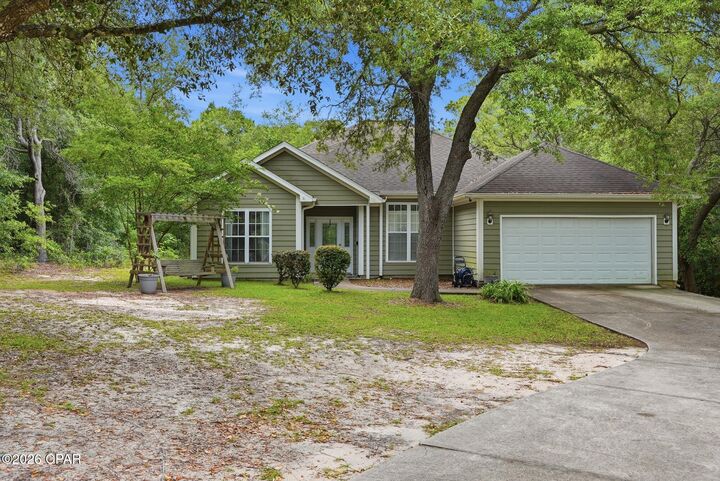Property Photo:  3995 Quail Avenue  FL 32428 
