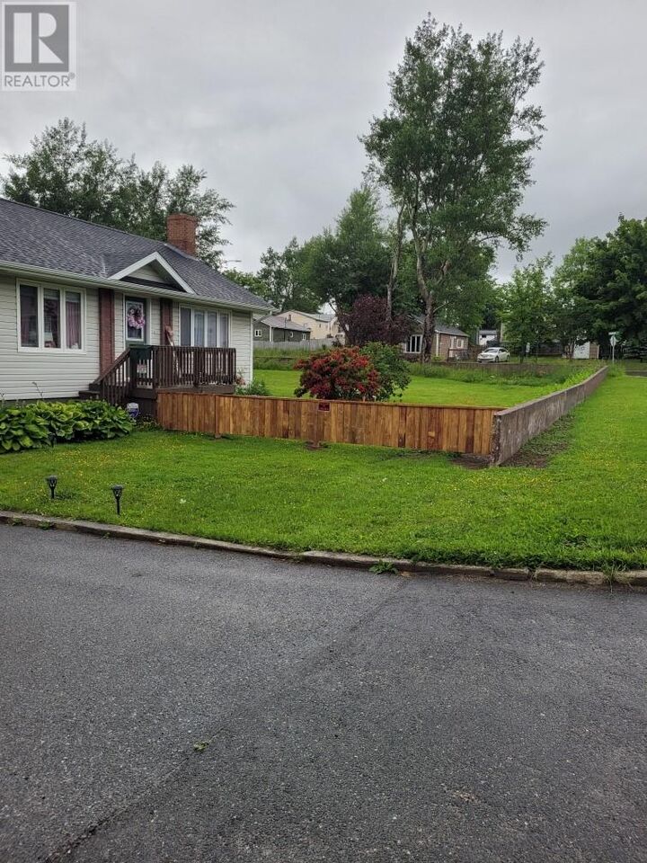 Property Photo: 5-7 Maple Street NL A2N 2H8