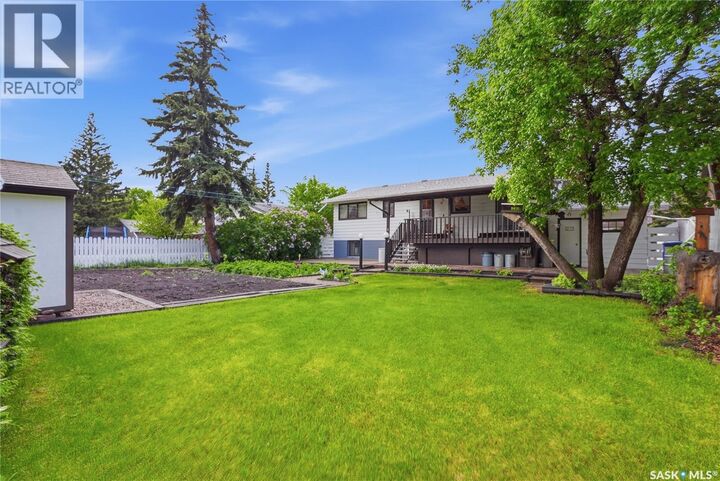 Property Photo: 6007 4th Street SK S0K 3R0